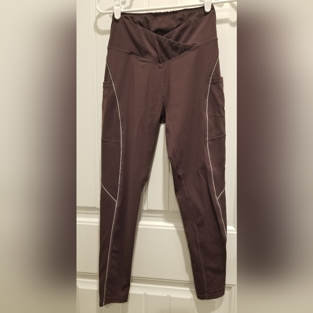 Purple crossover activewear pants size M